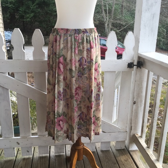 Alfred Dunner Pleated Floral Skirt 16P FREE SHIP - Picture 3 of 4
